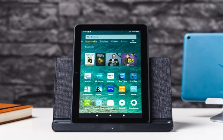 Amazon Fire HD 8 Plus with wireless Charging Dock