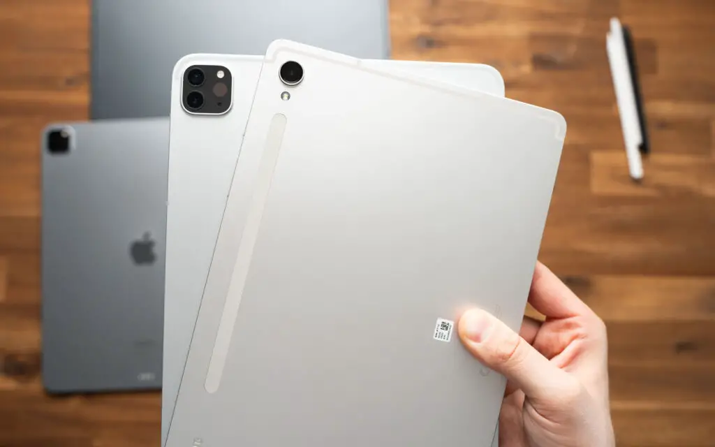 iPad Pro vs. Galaxy Tab S9 cameras