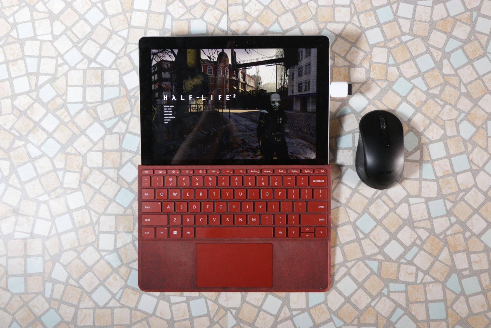 Microsoft Surface Go for Gaming