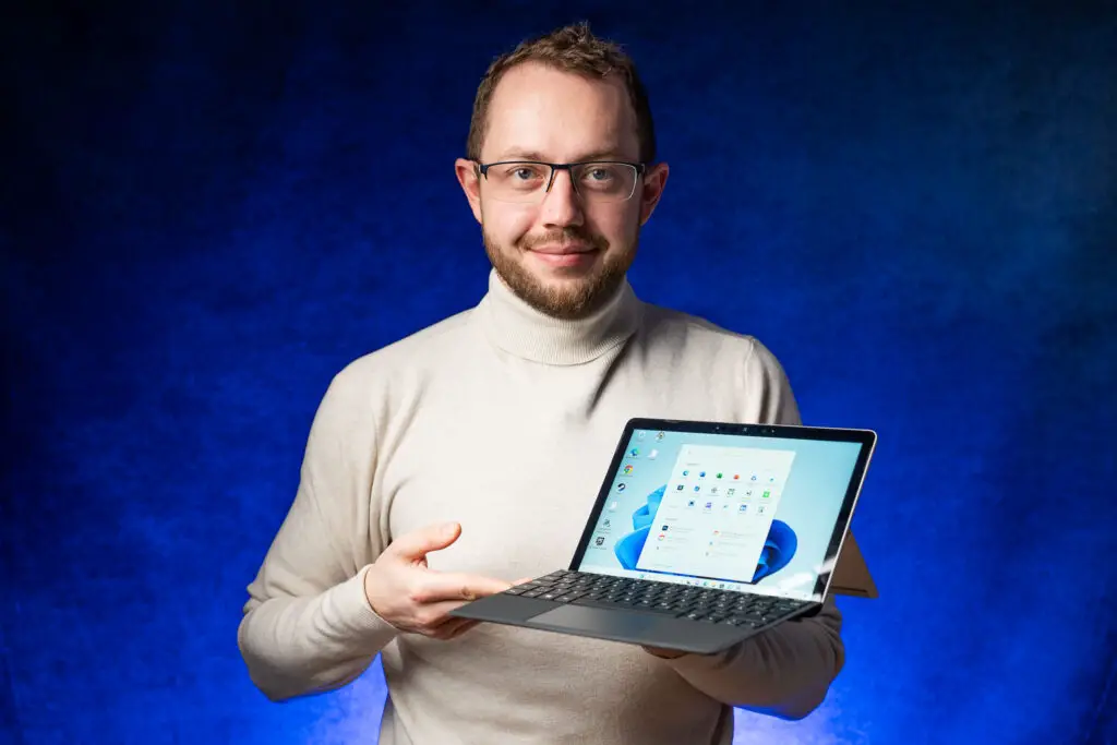Microsoft Surface Go 4 with Andrzej
